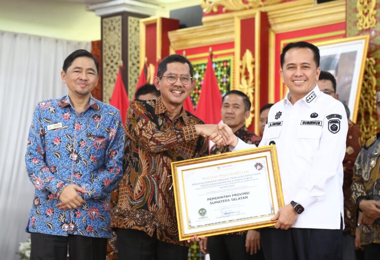 Pemprov Sumsel Raih Predikat Zona Hijau Kategori A Penyelenggaraan Layanan Publik dari Ombudsman RI