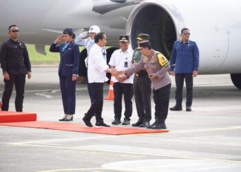 Kunjungan ke IKN, Kapolri Sambut Presiden Jokowi di Kaltim