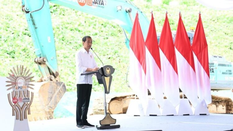 Jokowi Lakukan Peletakan Batu Pertama Kawasan Kantor OIKN