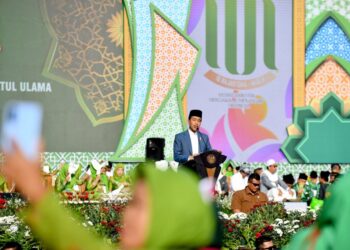 Jokowi Bantah Isu Ada Menteri Mau Mundur