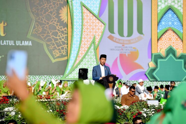 Jokowi Bantah Isu Ada Menteri Mau Mundur
