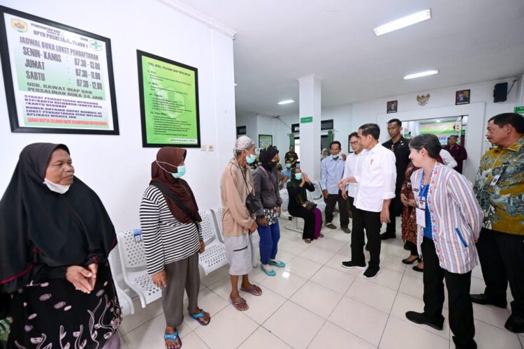 Jokowi Wajibkan Setiap Puskesmas Miliki Alat USG Kehamilan