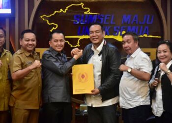 Pj Gubernur Agus Fatoni Minta KONI Sumsel Cari Bibit Atlet Berprestasi hingga Pelosok Daerah