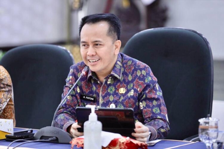 Pj Gubernur Sumsel Atasi Kemiskinan Ekstrem Melalui Gerakan Orang Tua Asuh dan Bedah Rumah