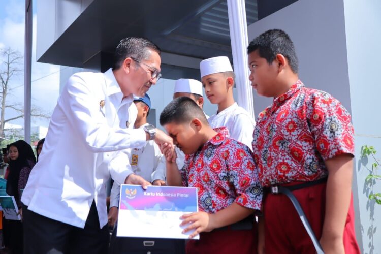 Ratu Dewa Intruksikan Tangkap Oknum ‘Calo’ Kepengurusan Data Kependudukan