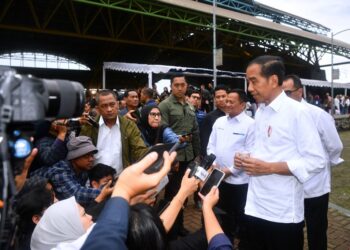 Jokowi Tunjuk Tito Karnavian Jadi Plt Menko Polhukam