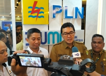 Pj Bupati Apriyadi Resmi Alihkan 54 Ribu Pelanggan MEP ke PLN
