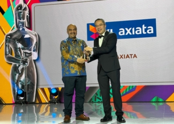 XL Axiata meraih kategori Best Workplace to Work for in Asia, dan Diversity, Equity & Inclusion diserahkan secara langsung kepada Chief Human Capital Officer XL Axiata, M. Hira Kurnia di Jakarta, Jumat, 31 Mei 2024.