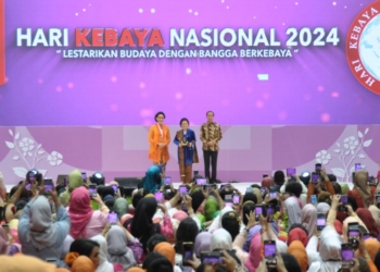 Presiden dan Ibu Negara Hadiri Peringatan Hari Kebaya Nasional 2024 di GBK