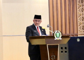 Sekda Sampaikan Jawaban Pj Gubernur atas Pemandangan Umum Fraksi-Fraksi DPRD  Terhadap Raperda Tentang APBD Sumsel TA 2025