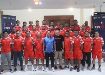 Ahmad Bustomi dan Arif Suyono Ikut Kursus Kepelatihan Lisensi A PSSI Diploma