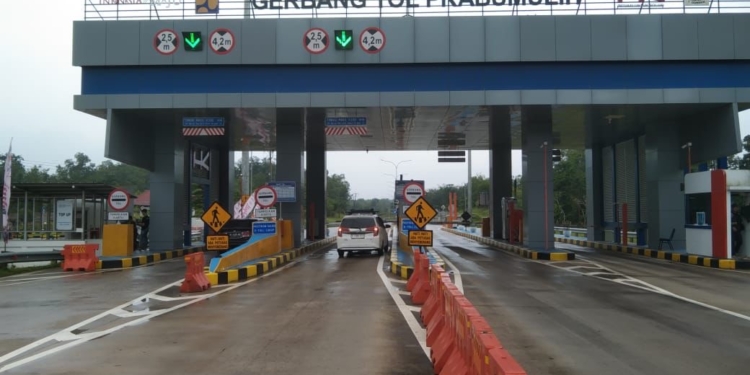 14.124 Kendaraan Melintas Tol Palembang-Prabumulih Jelang H-4 Nataru