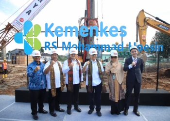 Menkes Budi Gunadi Letakkan Batu Pertama Pembangunan Gedung Pusat Oncology RSMH Palembang