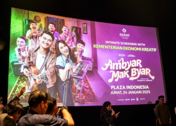Foto: Ramai-ramai Nobar Ambyar Mak Byar