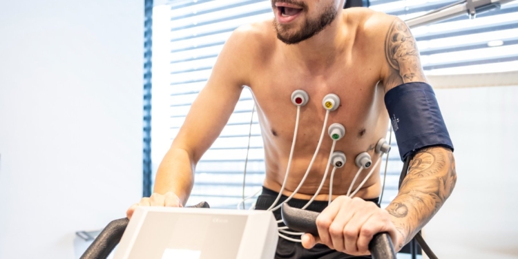 Foto: Momen Kevin Diks Jalani Tes Medis Bersama Moenchengladbach