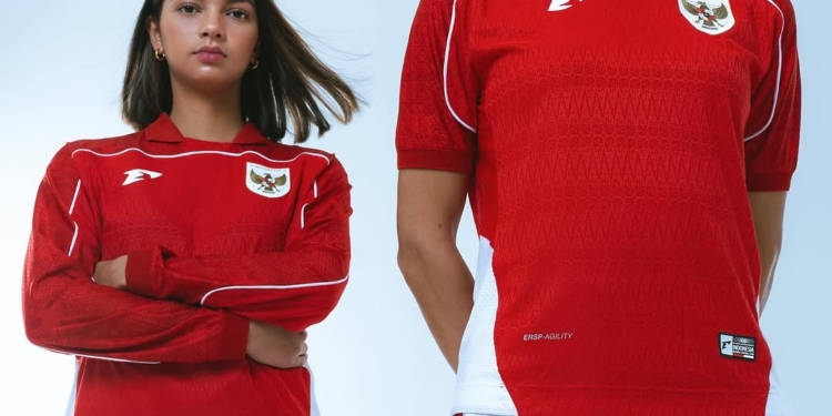 Foto: Noa Leatomu dan Estella Loupatty Jadi Model Jersey Home Timnas Indonesia Putri