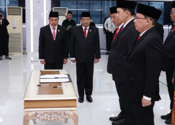 Lantik Pejabat Struktural dan Fungsional, Menteri Nusron Wahid Tegaskan Amanat Jabatan