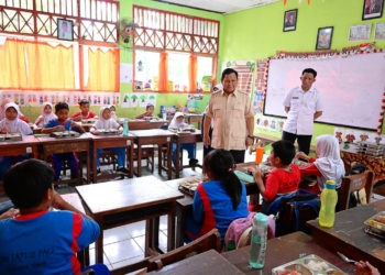 Prabowo Subianto Tinjau Pelaksanaan Makan Bergizi Gratis di Jakarta