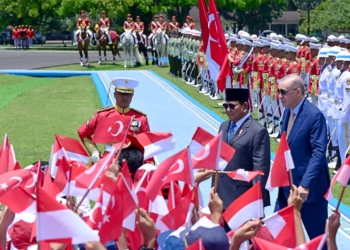 Prabowo Sambut Presiden Erdogan dalam Upacara Kenegaraan di Istana Bogor