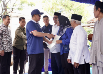 Serahkan Sertipikat kepada Masyarakat Kampung Nelayan Muara Angke, Menteri Nusron: Sudah Memiliki Kekuatan Hukum yang Kuat