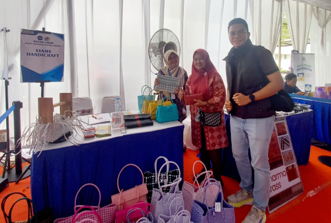 Tingkatkan Kompetensi UMK Binaan, Bukit Asam (PTBA) Ajak SIBA Rajut Belajar ke Pati