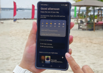 Dapatkan berbagai insight dan reminder mengenai keseharian kamu saat sedang liburan dengan Now Brief