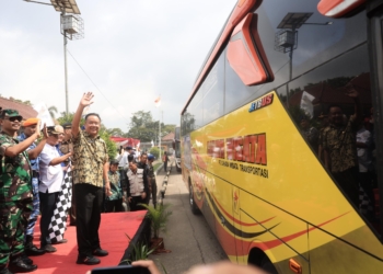 25 Bus Mudik Gratis Dilepas Keberangkatannya Oleh Cik Ujang