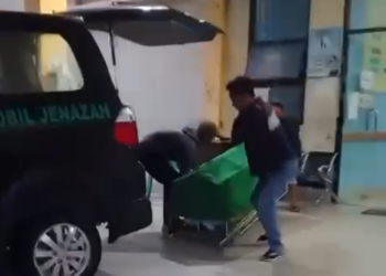 Mobil Ambulans di RSUD Martapura OKU Timur Tak Ada Bensin dan Sopir, Jenazah Terpaksa Dibawa Pakai Pikap
