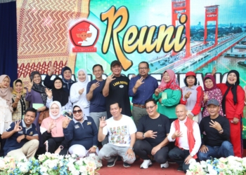 Pesan Herman Deru ke Ketua Baru IKA Smanta: Tingkatkan Keakraban Tanpa Pandang Status dan Kasta