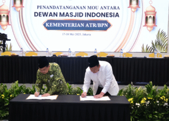 Teken MoU dengan DMI, Menteri Nusron Berkomitmen Tuntaskan Sertipikasi Tanah Wakaf dalam Lima Tahun