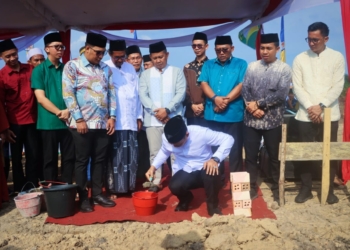 Wabup Muba Letakkan Batu Pertama Pembangunan Ponpes Riyadhul Muslimin