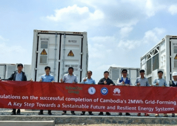 Huawei dan SchneiTec Telah Uji Proyek Penyimpanan Energi "Grid-Forming" Pertama di Kamboja yang Disertifikasi TÜV SÜD