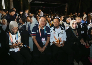 Cik Ujang Dampingi Kontingen Sumsel di FORNAS VIII, Tekankan Semangat Silaturahmi dan Prestasi