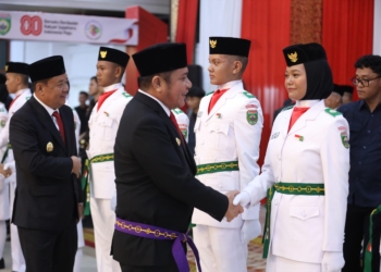 Herman Deru Kukuhkan 50 Paskibraka Sumsel, Tugas Sakral di HUT RI ke-80 Menanti