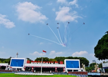 Atraksi Udara di Langit Jakarta Semarakkan HUT Ke-80 RI