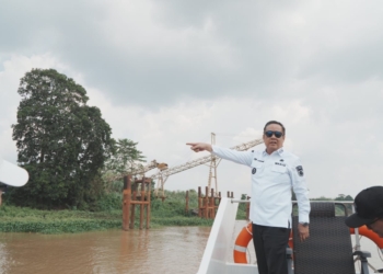 Cik Ujang Tinjau Alur Sungai, Dukung Solusi Transportasi Batubara di Lahat Ramah Infrastruktur