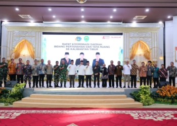 Rapatkan Barisan Kepala Daerah Se-Kaltim, Menteri Nusron Wahid: Solusi Penyelesaian Masalah Pertanahan Harus Berbasis Kemanusiaan