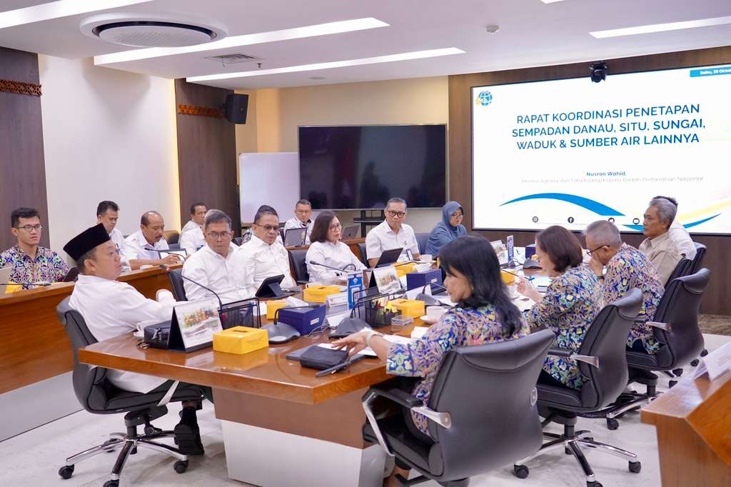 Bahas Penertiban Sempadan Sungai, Nusron Wahid Ingatkan Pentingnya Langkah Antisipatif Jelang Musim Hujan