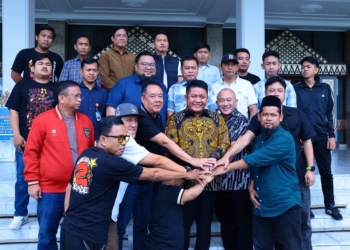 Herman Deru Duduk Bersama Manajemen Sriwijaya FC Cari Solusi Selamatkan Klub dari Degradasi