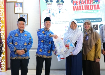 Ratu Dewa Apresiasi Program Radar Palembang: Pelajar Jadi Wali Kota