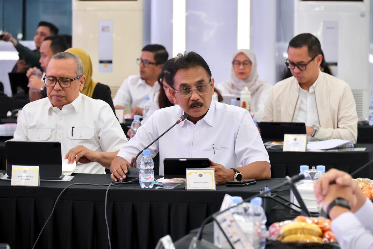 Sekjen ATR/BPN Paparkan Realisasi Program Pertanahan 2025 Mayoritas di Atas 100 Persen