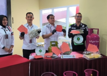 Polda Sumsel Bongkar Pengoplosan Gas Elpiji di Kalidoni, Pelaku Raup Keuntungan Ratusan Juta