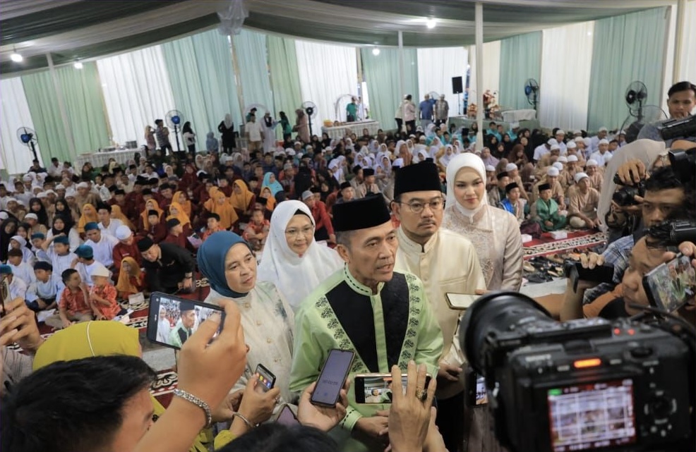 Tasyakuran Satu Tahun Kepemimpinan, RDPS Ajak 479 Anak Yatim Doakan Palembang