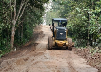 Tepati Janji, Bupati Toha Langsung Eksekusi Perbaikan Jalan Strategis Lawang Wetan