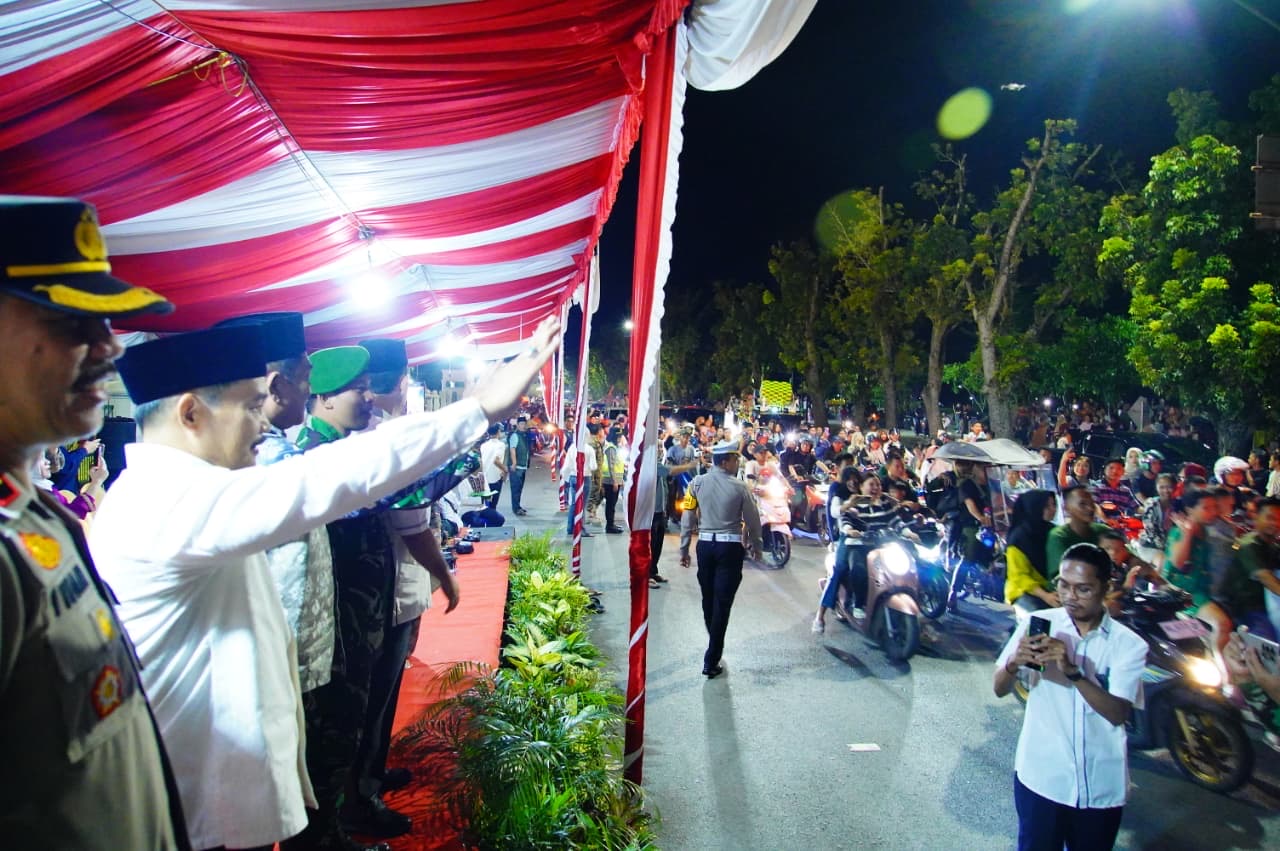 Bupati Toha Lepas Pawai Takbir Keliling di Sekayu