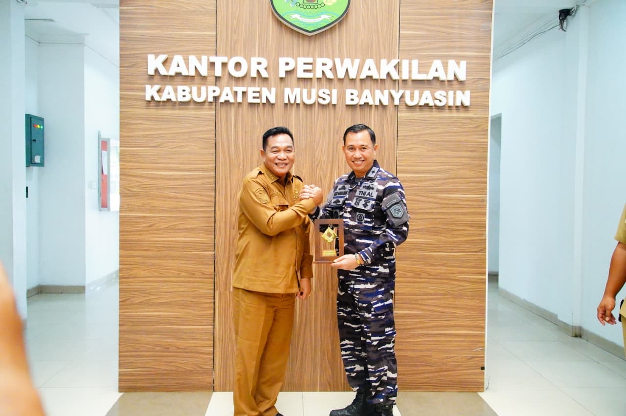 Pemkab Muba Sinergi dengan Lanal Palembang: Keamanan Perairan hingga Investasi