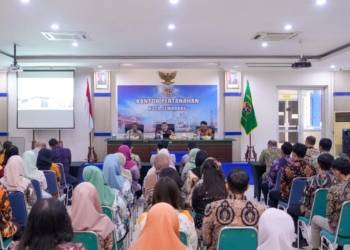 Tinjau Pelayanan Kantah Semarang, Ossy Dermawam: Jangan Tunda Berkas, Percepat Layanan Pertanahan