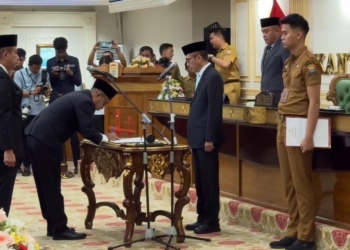 Teddy Andrian Resmi Nahkodai PDAM Tirta Musi Palembang