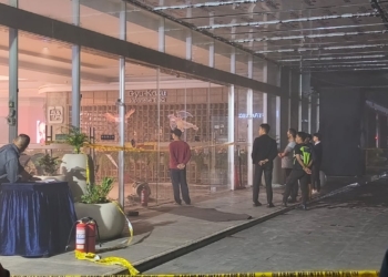 Kebakaran Hebat Guncang PIM Palembang, Api Diduga Berasal dari Restoran Gyu Kaku,