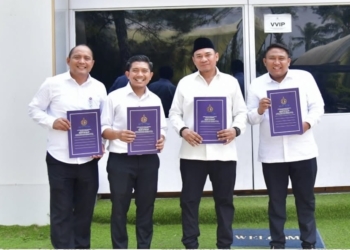 Ketua DPRD Sumsel Andie Dinialdie Terima Piagam Lemhanas